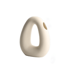 The Niomi – Off-White Ceramic Accents
