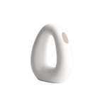 The Niomi – Off-White Ceramic Accents