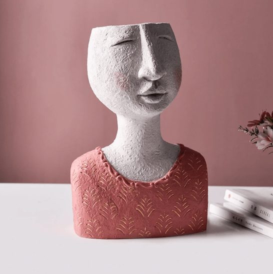 The Niomi – Face Planter Sculpture