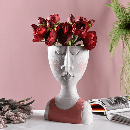 The Niomi – Face Planter Sculpture