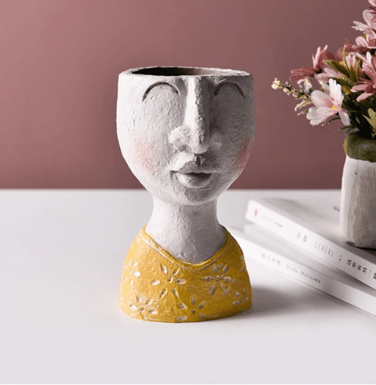 The Niomi – Face Planter Sculpture