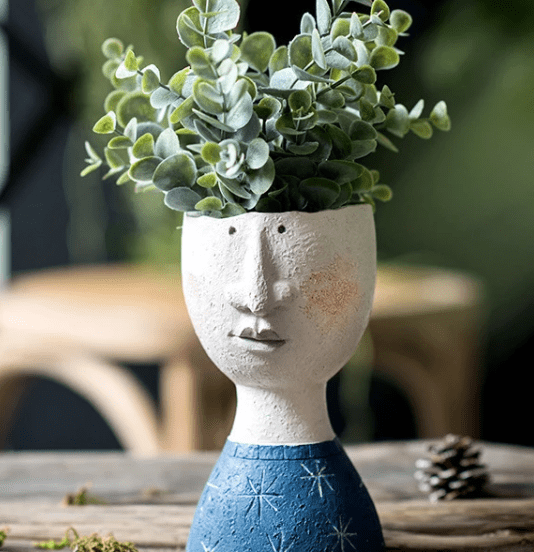 The Niomi – Face Planter Sculpture