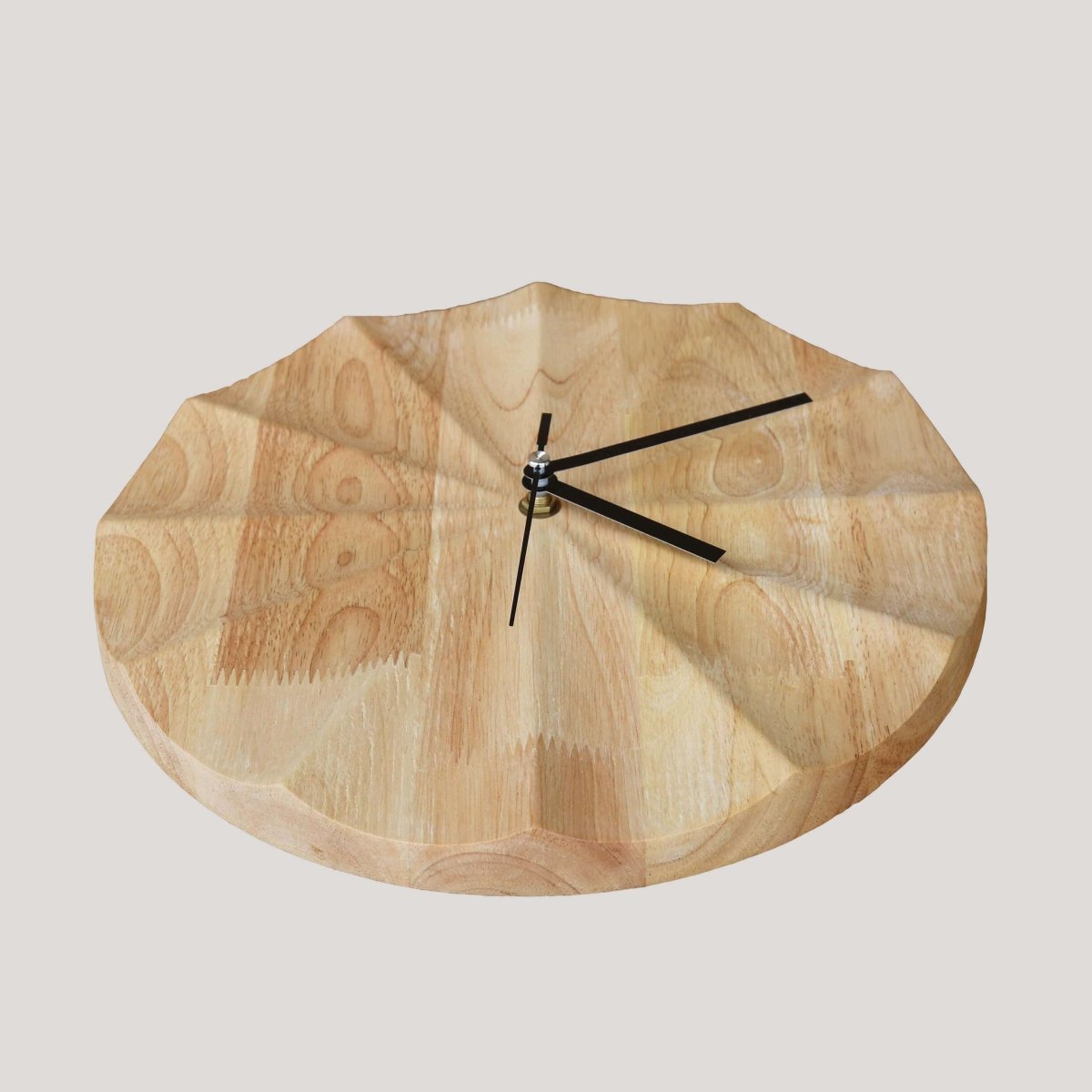The Niomi – Minimalist Bamboo Wall Clock