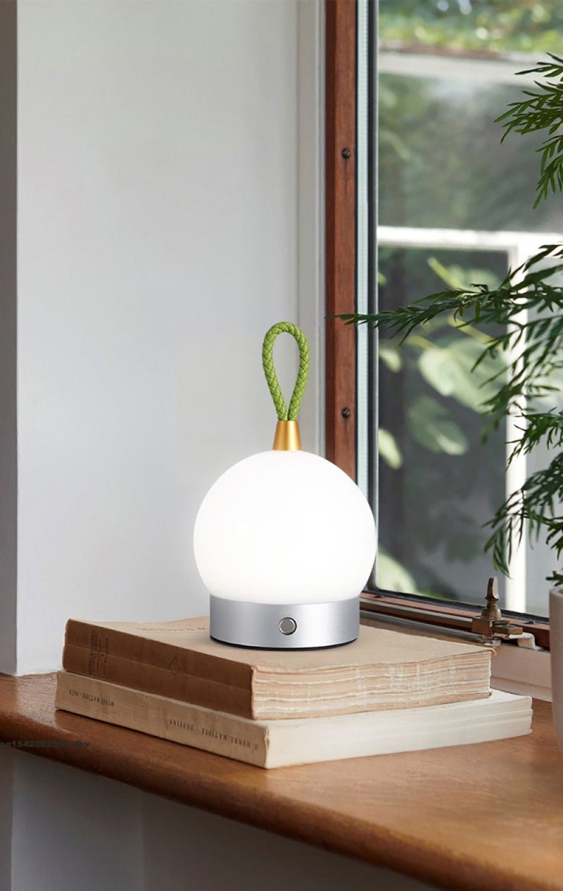 The Niomi – Wireless Waterproof LED Orb