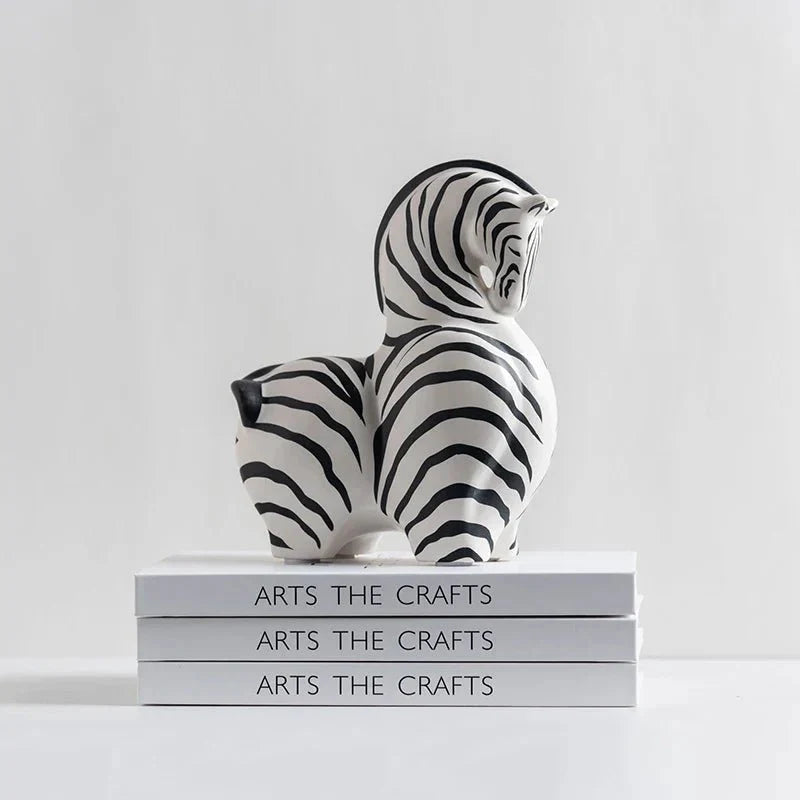The Niomi – Ceramic Safari Sculpture