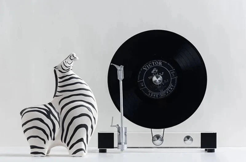 The Niomi – Ceramic Safari Sculpture
