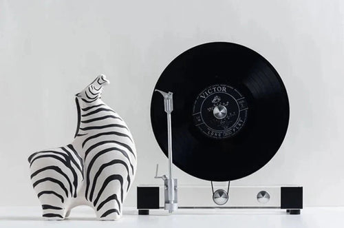 The Niomi – Ceramic Safari Sculpture