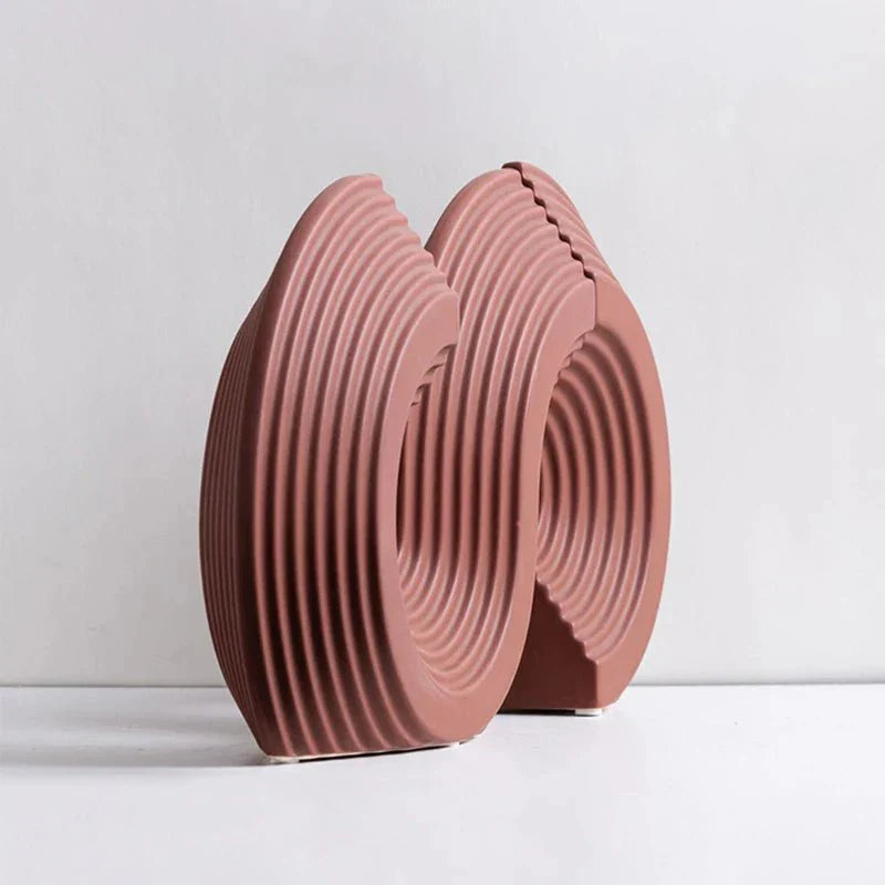 The Niomi – Modern Arch Bookends