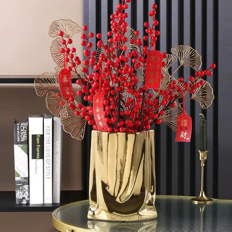 The Niomi – Modern Wavy Vase