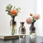 The Niomi – Two-Tone Glass Vase