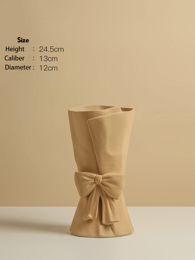 The Niomi – Art Deco Bow Tie Vase