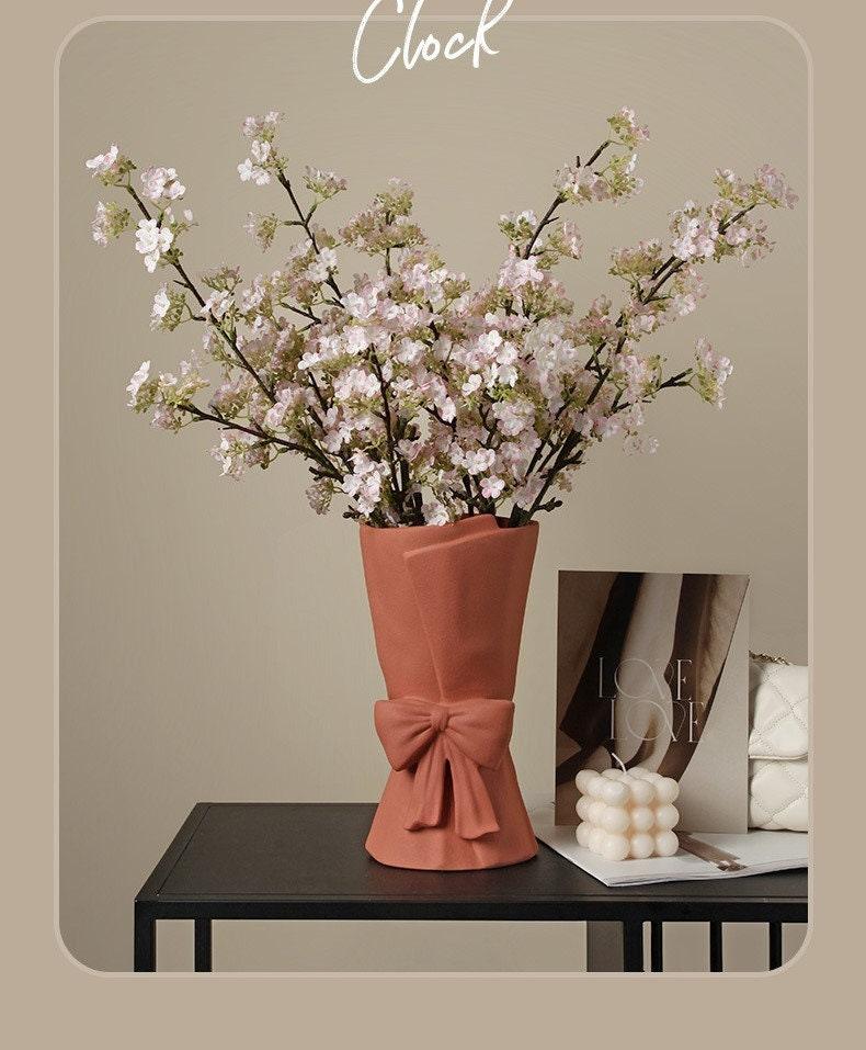 The Niomi – Art Deco Bow Tie Vase - The NiomiSKU_1753009369186_570