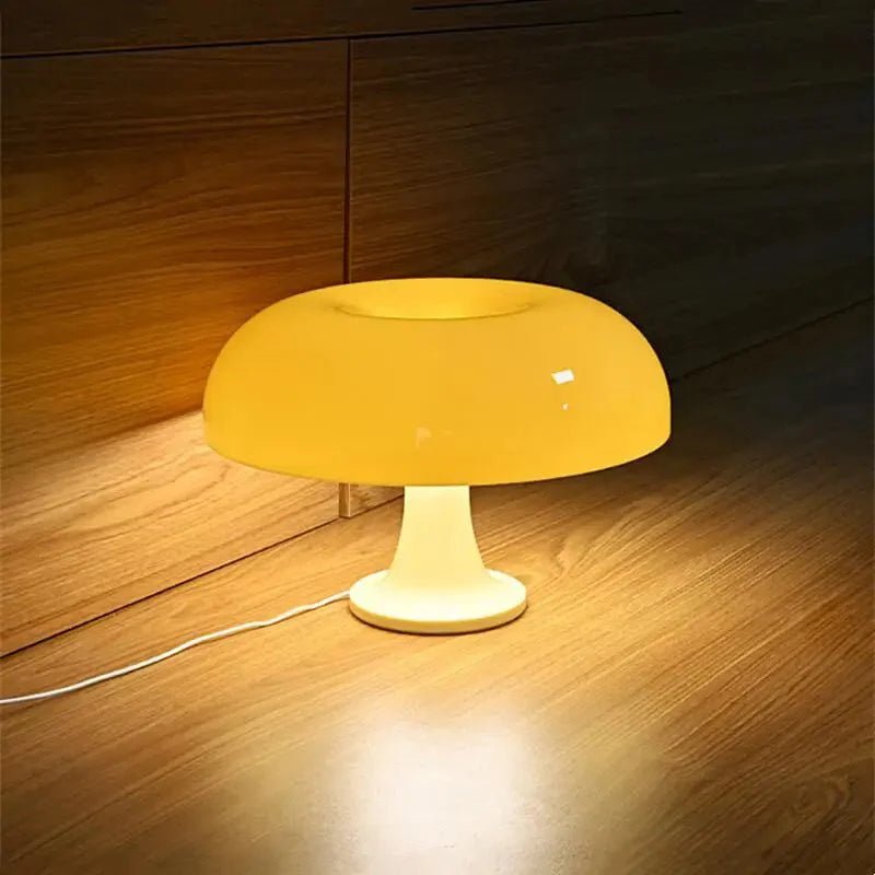 The Niomi – Retro Clear LED Lamp - The NiomiSKU_1753009386326_382